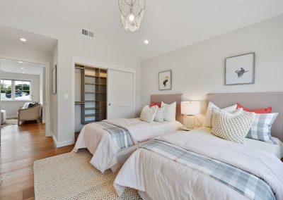 1464 Balboa Ave