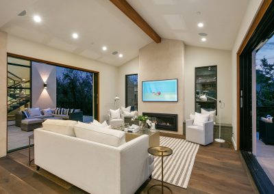 705 Walnut