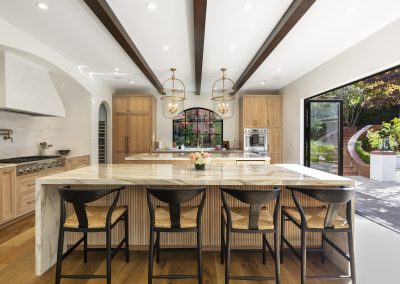 451 El Arroyo