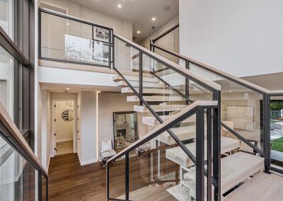 705 Walnut