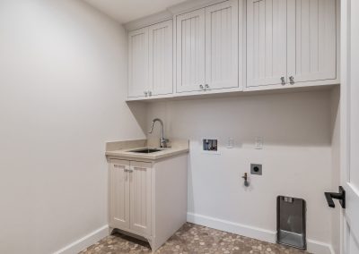 705 Walnut