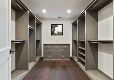 705 Walnut