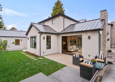 705 Walnut