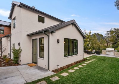 705 Walnut