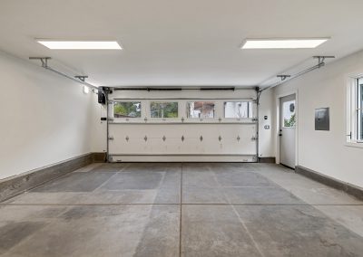 705 Walnut