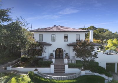 451 El Arroyo